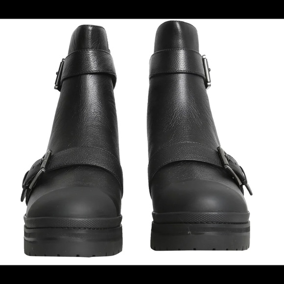 Michael Kors Corey Cut-Out Buckle Ankle Boot In Grained Leather Size 7 - Picture 7 of 16